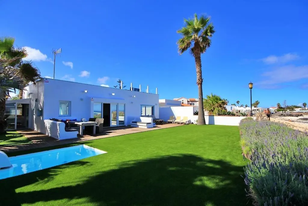 Villa Viento Beach House コラレホ
