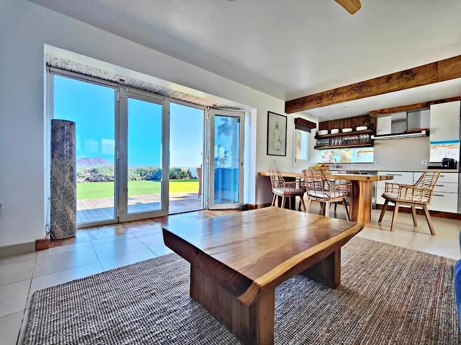 Villa Viento Beach House コラレホ