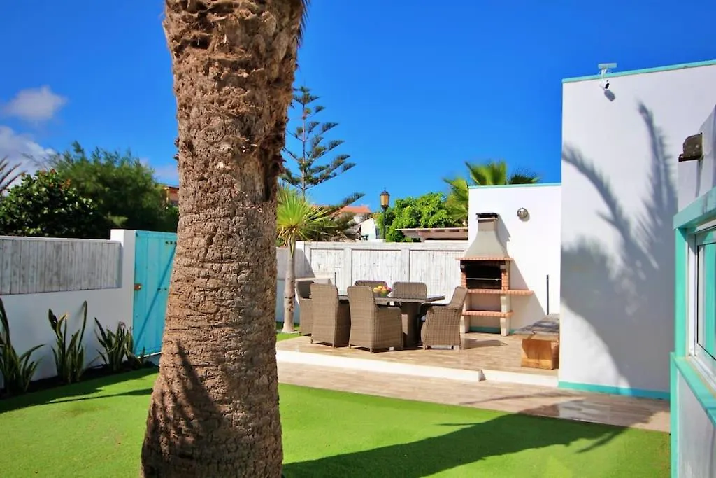 Villa Viento Beach House コラレホ